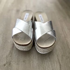 Steve Madden silver sandals. Size 8. Excellent condition.